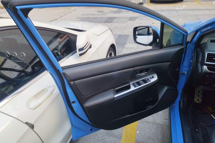 Used Subaru XV 2017 2.0i Luxury Edition
