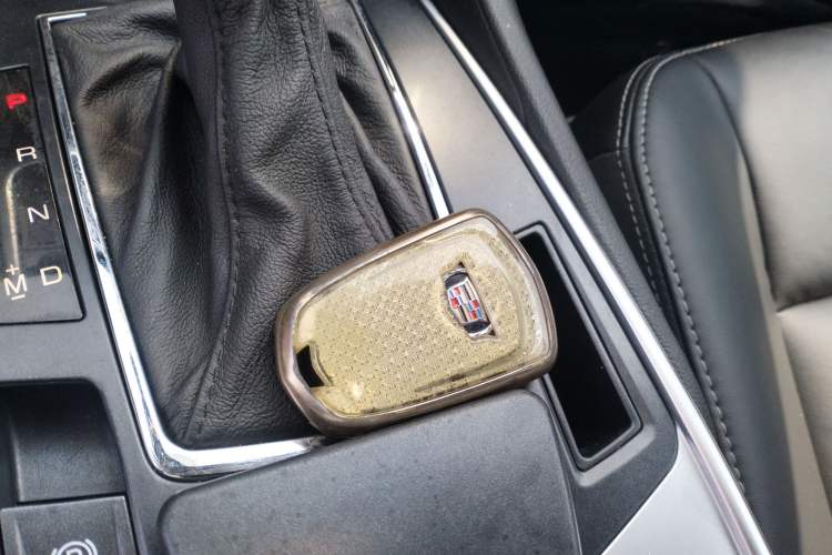 Used Cadillac SRX 2014 3.0L Comfort Model
