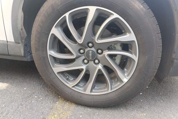 Used Lincoln Corsair 2022 2.0T Two-Wheel Drive Deluxe Edition
