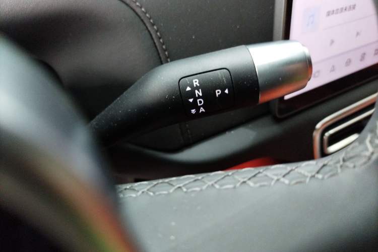 Used Li Auto L6 2025 Max Smart Refresh Edition Gear Lever