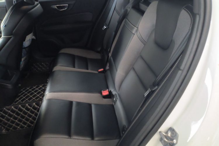 Used Volvo S60 2020 T4 Zhiyuan Sport Edition Left Rear Seat