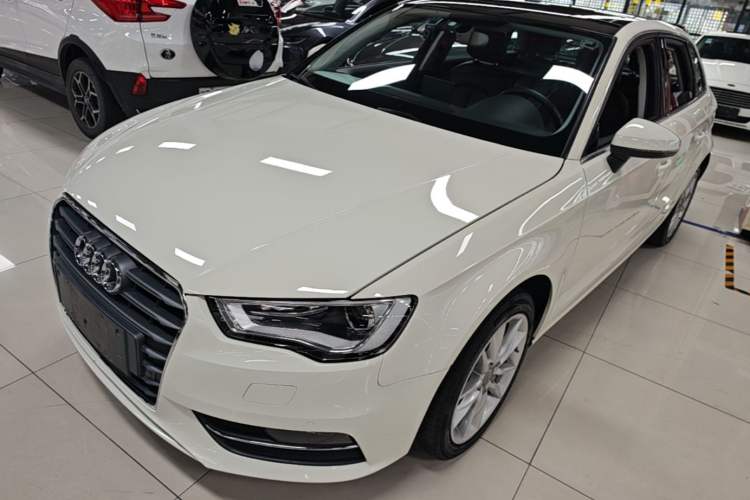 Used Audi A3 2014 Sportback 35 TFSI Automatic Comfort Model Guazi used car, China used car export, Used car for sale, Used  cars, Cheapest cars for sale