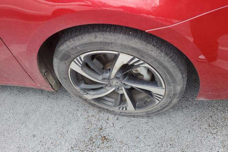 Used MG 6 2020 1.5T Automatic Lingchao Fashion Edition Right Front Wheel Hub