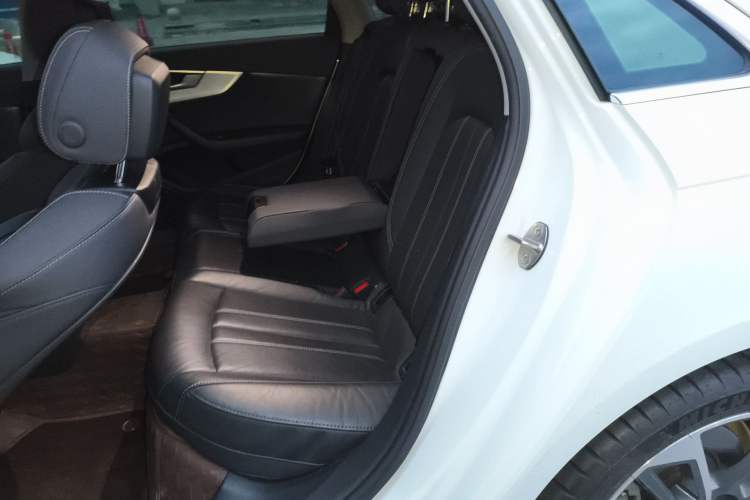 Used Audi A4L 2020 40 TFSI Fashion Dynamic Model Left Rear Seat