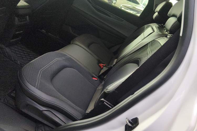 Used Ford Edge 2023 Ford Explorer L 2.0T EcoBoost Two-Wheel Drive 5-Seater Fashion Edition