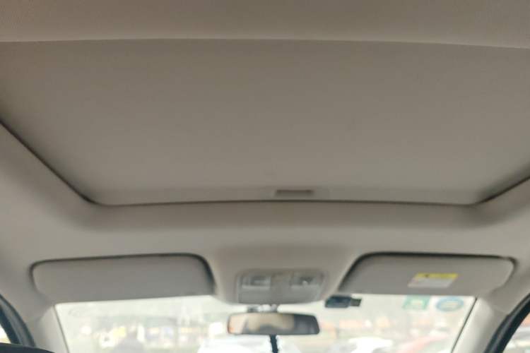 Used CHANGAN KAICHENG Oushang A600 2016 1.5L Manual Luxury 7-Seater Headliner