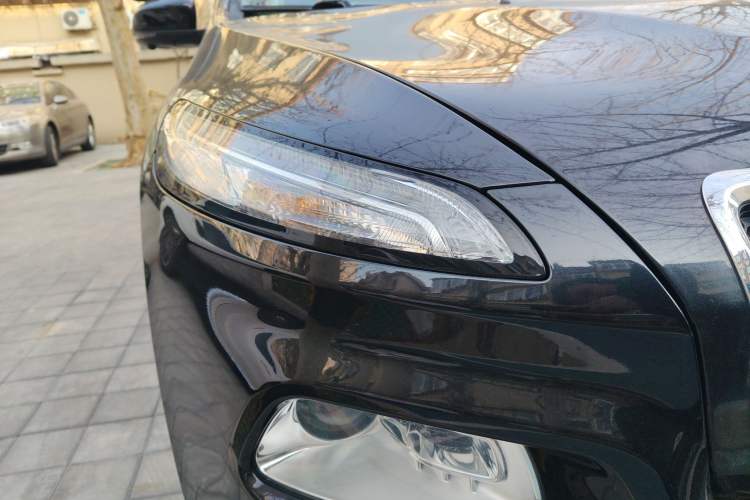 Used Jeep Cherokee 2017 2.0L Superior Edition