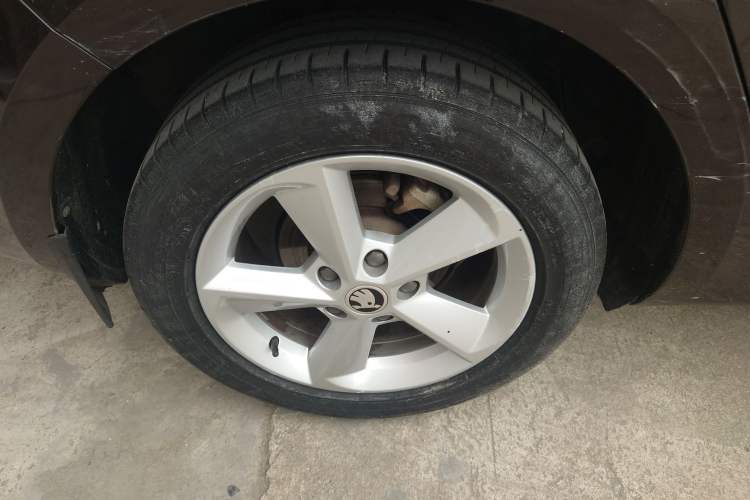 Used Skoda Octavia 2015 1.6L Automatic Yijun Edition