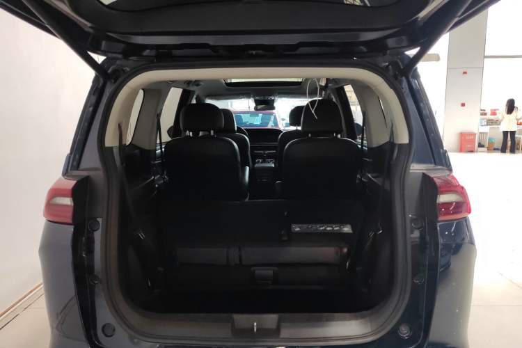 Used GAC Trumpchi M6 2023 PRO 270T DCT Luxury Edition Trunk