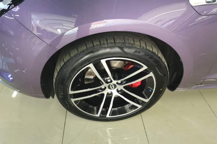 Used Hima AITO M5 2025 Extended-Range Ultra All-Wheel-Drive Version
