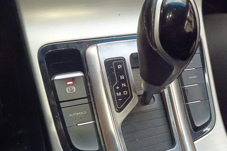 Used Geely Auto Emgrand GL 2017 1.8L DCT Elite Model