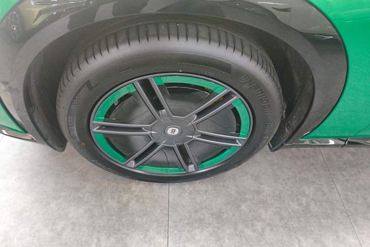 Used Xiaomi Auto YU7 2025 Ultra-Long Range Rear-Wheel Drive Version
