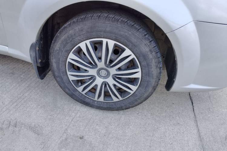 Used Buick Excelle 2013 1.5L Automatic Classic Model
