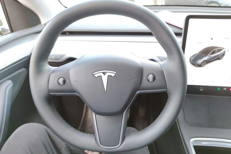 Used Tesla Model Y 2024 Rear-Wheel-Drive Version