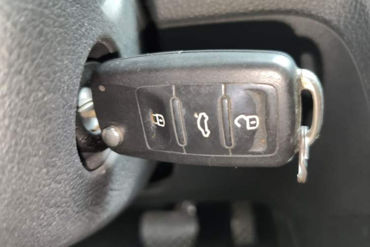 Used Volkswagen Santana 2015 Haval H6 1.6L Automatic Luxury Model