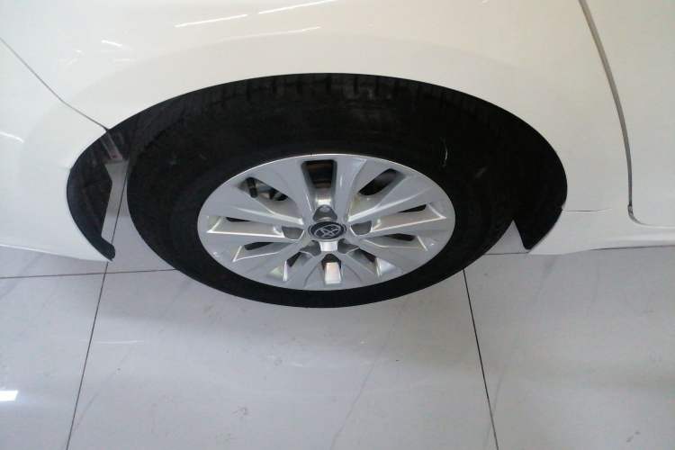 Used Toyota Corolla 2023 1.8L Smart Electric Hybrid Dual-Motor Pioneer Edition Exterior 5