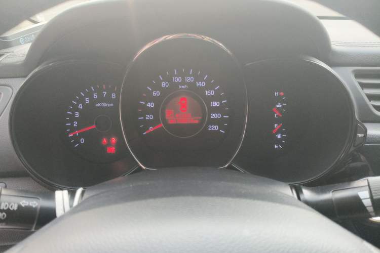 Used Kia K2 2011 Sedan 1.6L Automatic Transmission Premium
