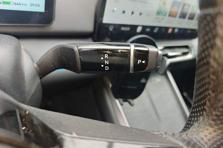 Used Hycan A06 2024 PLUS 520N Gear Lever