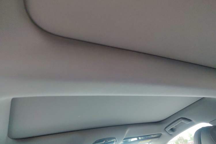 Used VOYAH PASSION 2024 PHEV Four-Wheel Drive Ultra-Long Range Flagship Model Headliner