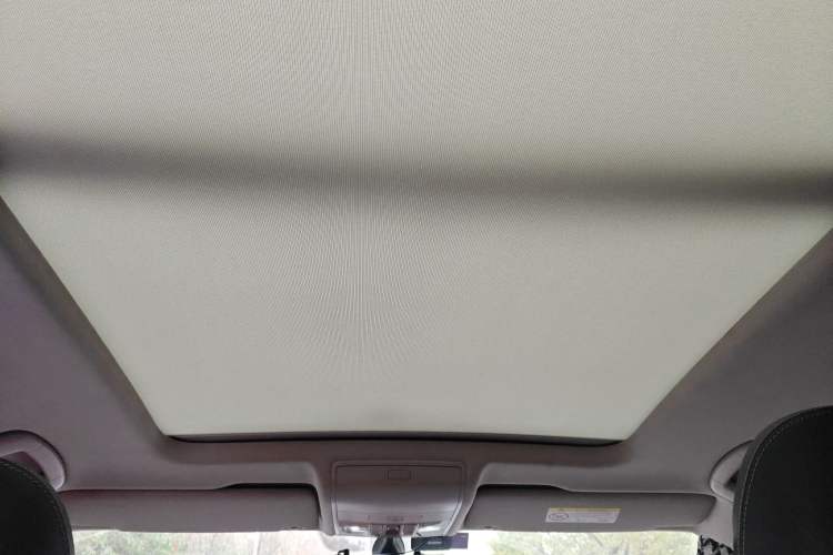 Used Volkswagen Tiguan L 2022 330TSI Automatic Two-Wheel Drive Smart Edition
