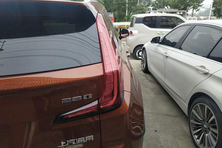 Used Cadillac XT4 2021 28T Two-Wheel Drive Leading Version
