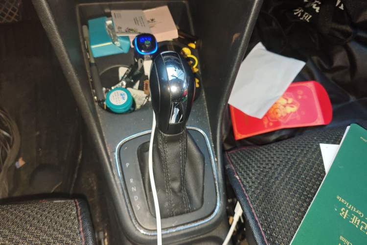 Used Volkswagen Polo 2016 1.4L Cross Polo Automatic Gear Lever