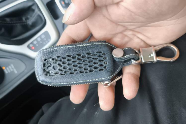 Used Jeep Cherokee 2016 2.4L Professional Smart Version
