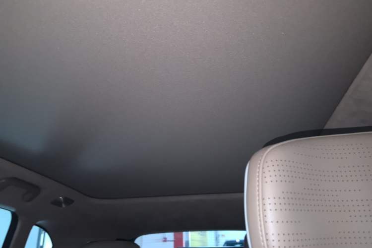Used Avatr 07 2024 Max Extended-Range Edition Headliner