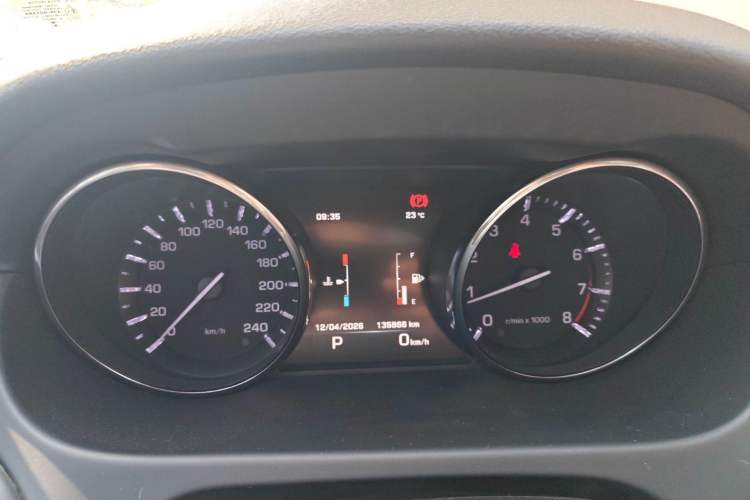 Used Land Rover Discovery Sport 2015 2.0T HSE LUXURY Instrument Cluster