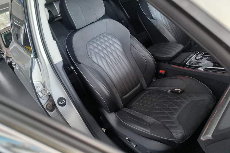 Used Hongqi HS5 2022 2.0T Smart Connect Flagship Enjoyment Purchase Edition
