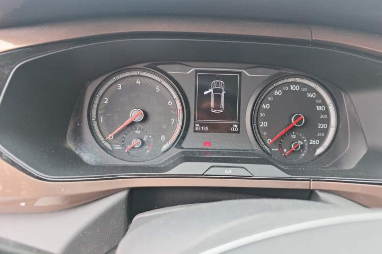 Used Volkswagen Tharu 2020 280TSI Two-Wheel Drive Comfort Edition China VI Standard Odometer Close Up