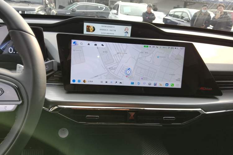 Used CHANGAN OSHAN Z6 2023 Blue Whale 1.5T DCT Smart-Led City Edition Audio And AC Panel