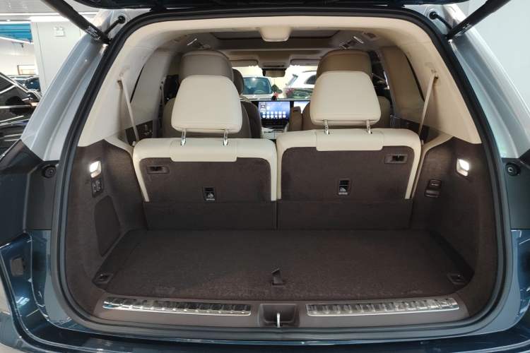 Used Hima AITO M9 2024 Range-Extended Ultra Version 42 kWh 6-Seater Model