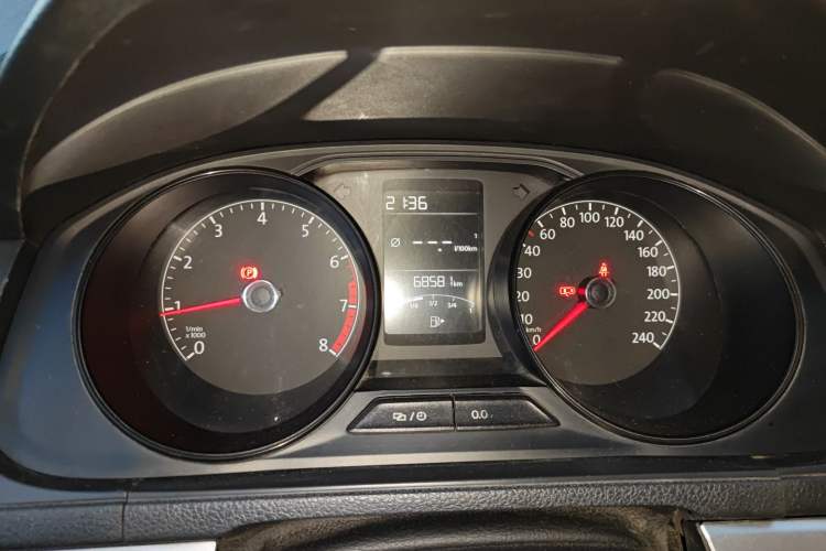 Used Volkswagen Lavida 2017 1.6L Manual Fashion Edition
