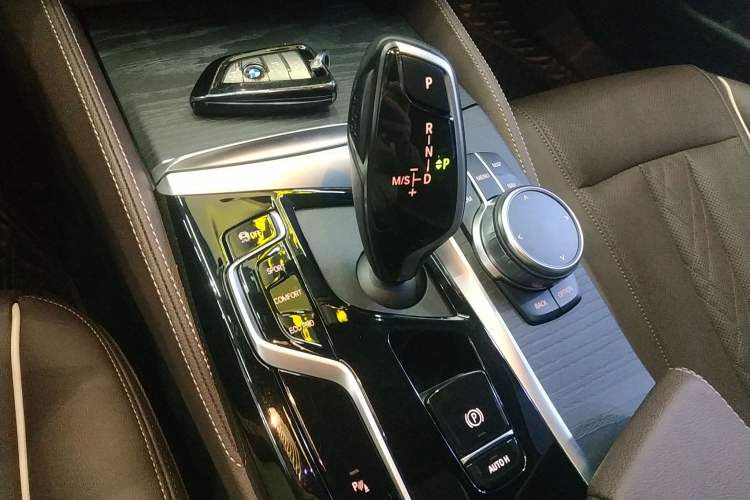 Used BMW 5 Series 2023 530Li Leading Model M Sport Package
