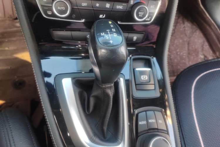 Used BMW 2 Series Active Tourer 2015 218i Sports Design Package