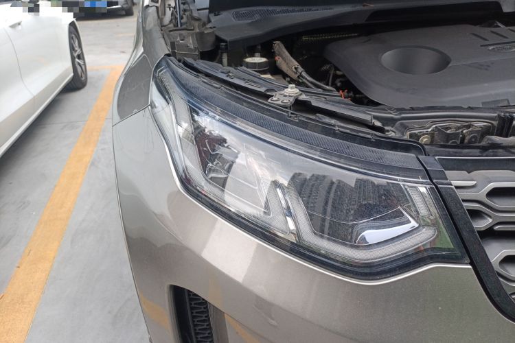 Used Land Rover Discovery Sport New Energy 2021 P300e Performance Tech Edition Right Front Headlight