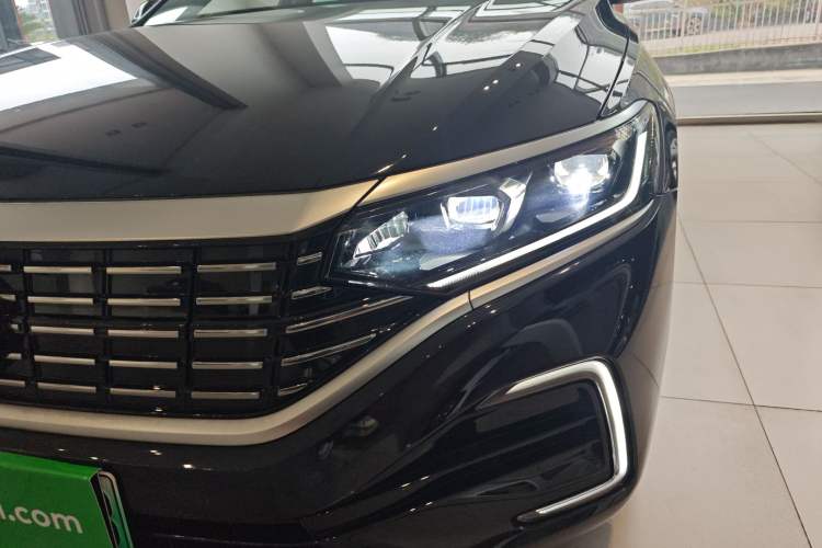 Used Volkswagen Passat New Energy 2025 430 PHEV Hybrid Business Edition Left Front Headlight