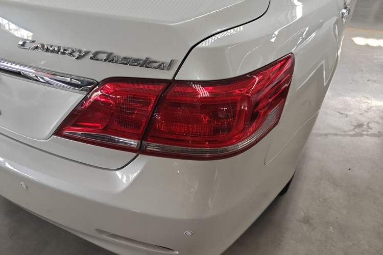 Used Toyota Camry 2013 200G Classic Luxury Edition
