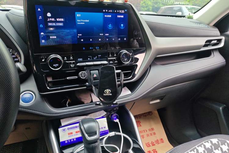 Used Toyota Highlander 2022 Dual-Engine 2.5L Four-Wheel Drive Prestige Version 7 Seats Audio And AC Panel