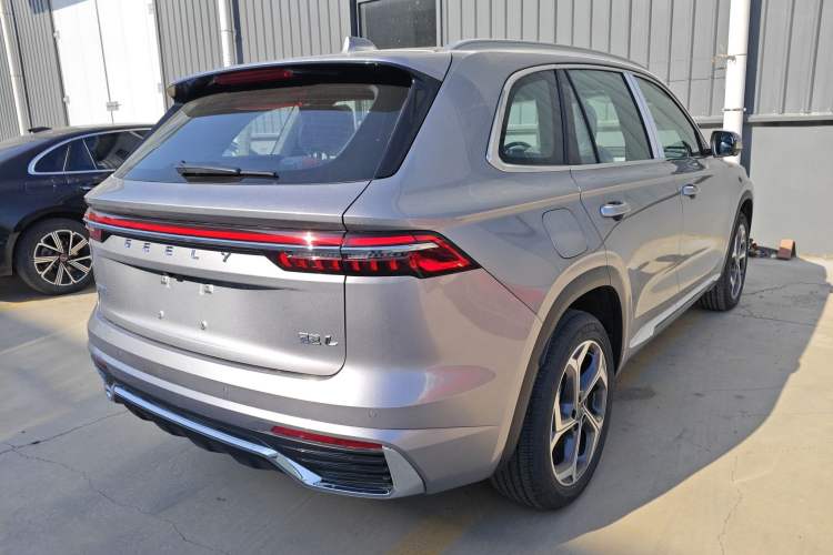 Used Geely Auto Monjaro L 2025 2.0TD Automatic Xingyun Version Rear Right 45 Deg