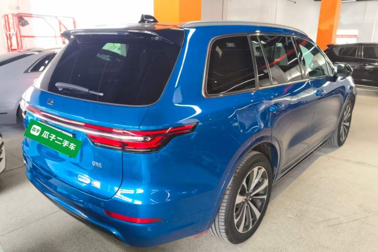 Used Li Auto ONE 2020 Extended-Range 6-Seater Version Rear Right 45 Deg