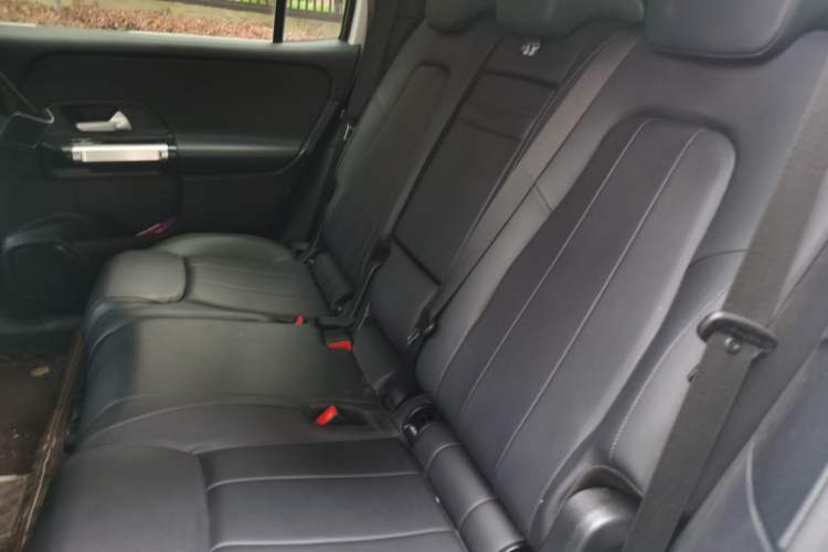 Used Mercedes-Benz GLB 2022 Updated GLB 200 Fashion Edition Left Rear Seat