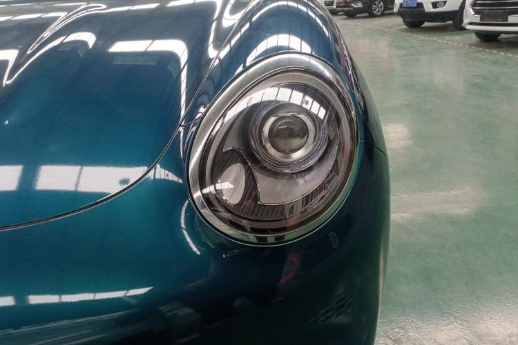 Used ORA Good Cat 2021 400km Standard Range Athena Edition Lithium-Ion Battery