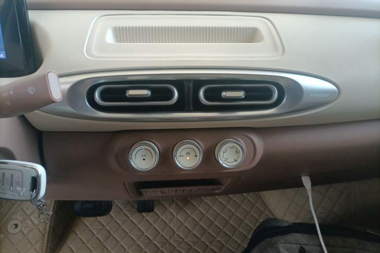 Used Wuling Hongguang MINIEV 2025 Four-Door Version Advanced Edition
