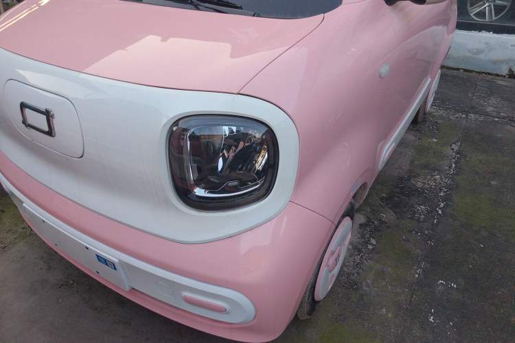 Used Bestune Pony 2025 222km Range Elegant Horse
