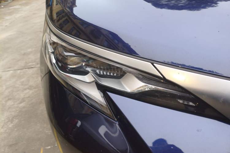 Used Toyota Sienna 2023 2.5L Hybrid Ultimate Edition
