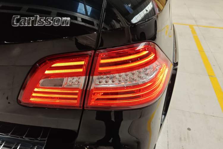 Used Mercedes-Benz M-Class 2014 ML 400 4MATIC Luxury Model