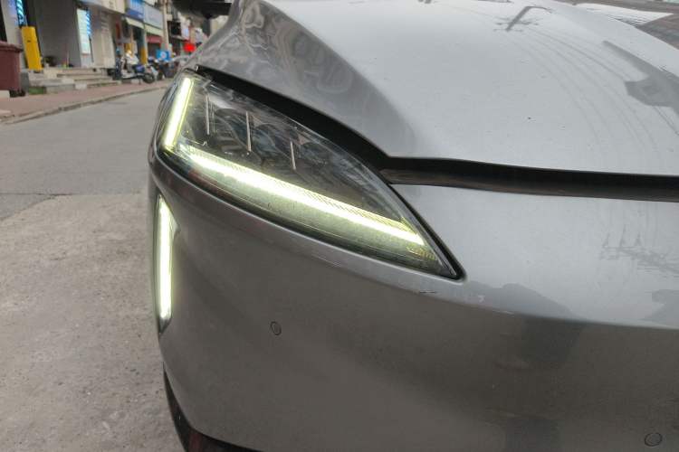 Used XPeng G3 2020 520i Luxury Edition Right Front Headlight