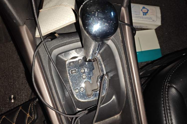 Used Peugeot 2008 2015 1.6L Automatic Playcool Edition
